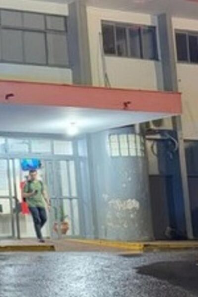 Jovem fica em estado gravíssimo ao ser esfaqueado no abdômen
