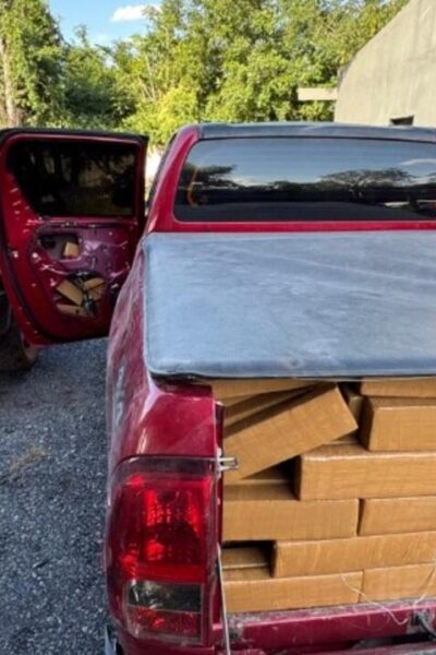Homem é preso por esconder 1,7 tonelada em seu local de trabalho