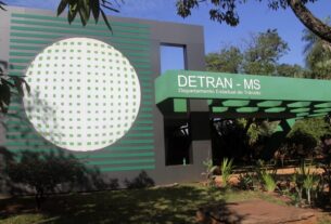 Em dia de jogo do Brasil, agências do Detran de MS terão horário especial e mudanças nos exames